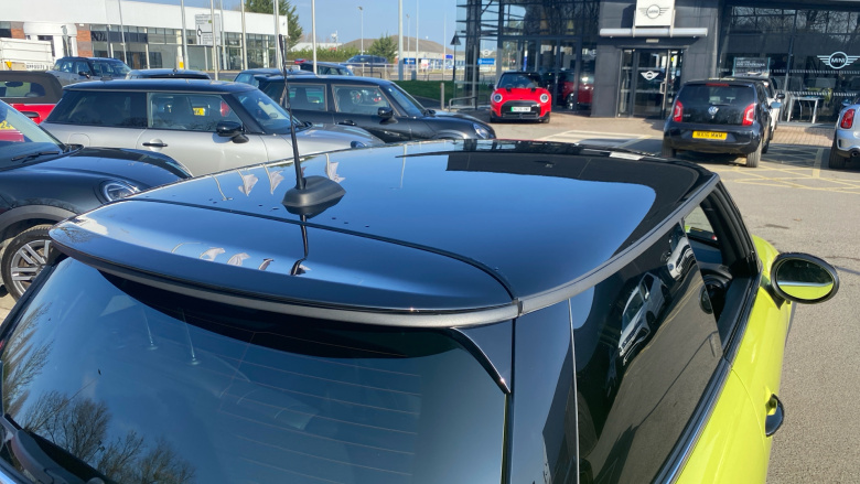 MINI Hatchback 2.0 Cooper S Exclusive 3dr Auto Petrol Hatchback